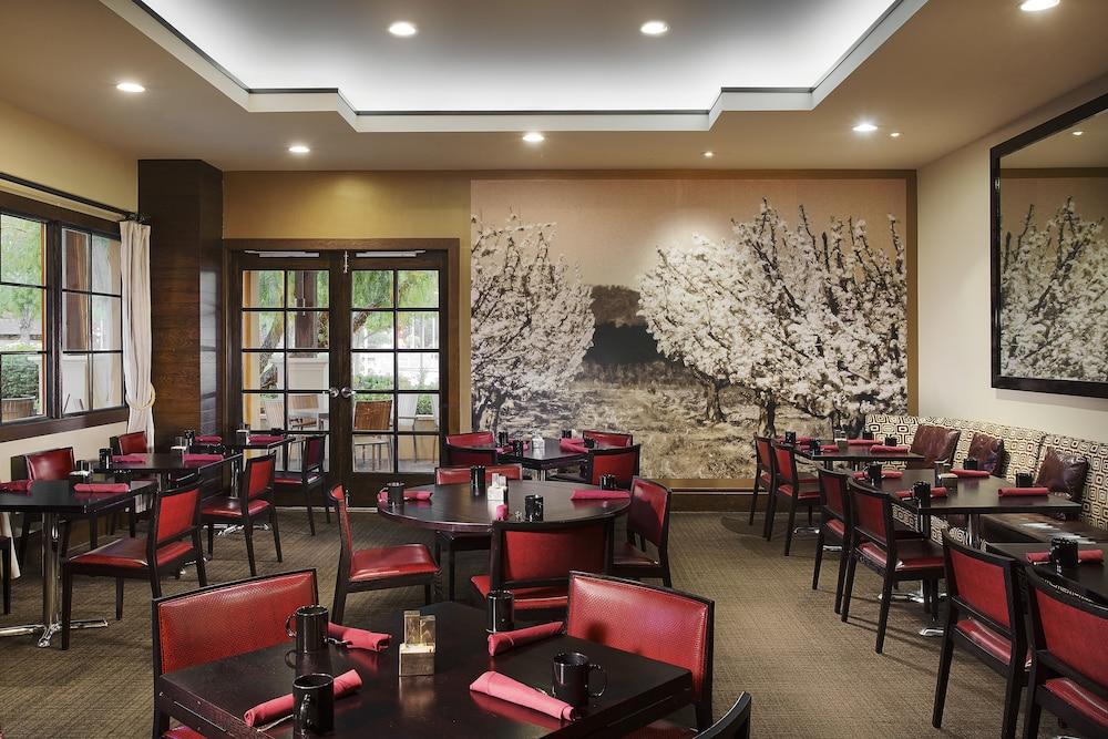 Juniper Hotel Cupertino, Curio Collection By Hilton Exterior foto