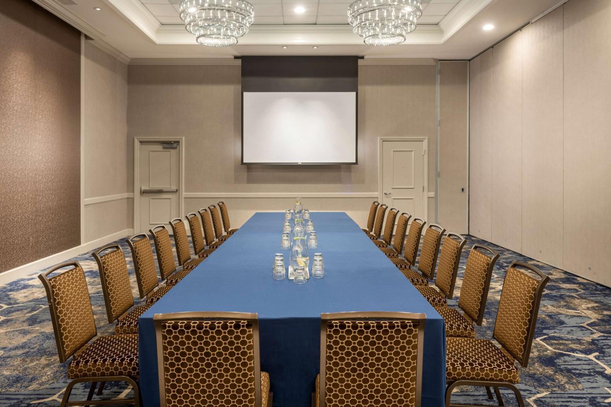 Juniper Hotel Cupertino, Curio Collection By Hilton Exterior foto