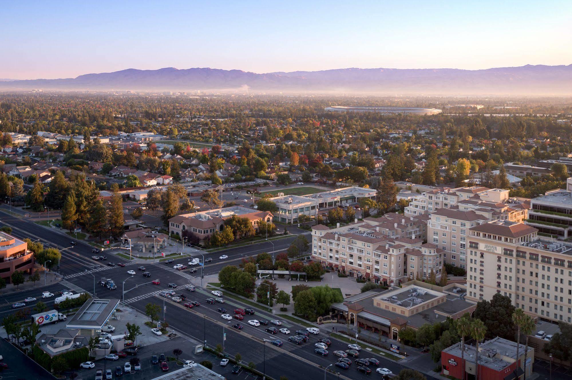 Juniper Hotel Cupertino, Curio Collection By Hilton Exterior foto